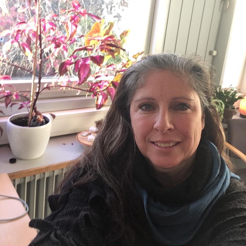Portræt af autoriseret psykolog Helle Schultze Hansen